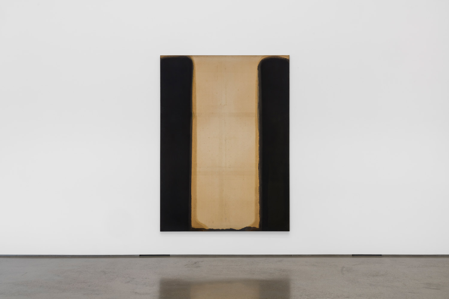 Installation view of reimagine Yun Hyong-keun at PKM & PKM+. Courtesy of PKM Gallery